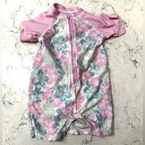 Sol Baby Girl's Rashguard Rash Guard Swimsuit 3-6 Months Snaps on Bottom Romper